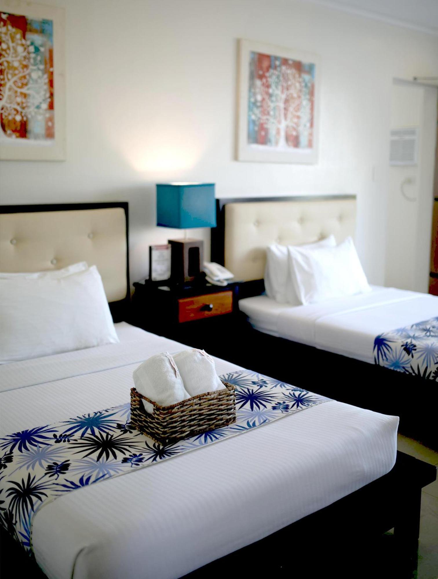 Puerto Del Sol Beach Resort And Hotel Club Bolinao Pangasinan Extérieur photo