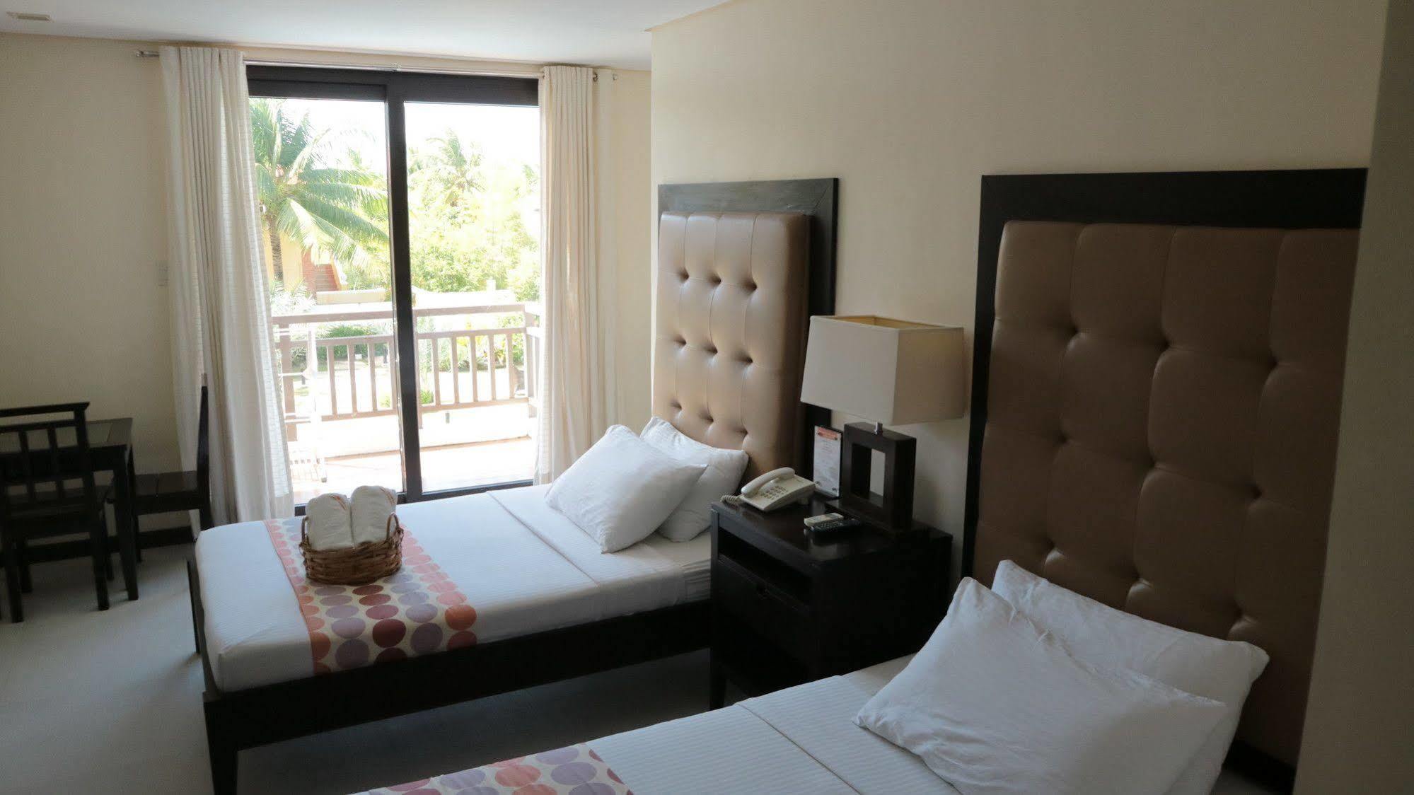 Puerto Del Sol Beach Resort And Hotel Club Bolinao Pangasinan Extérieur photo